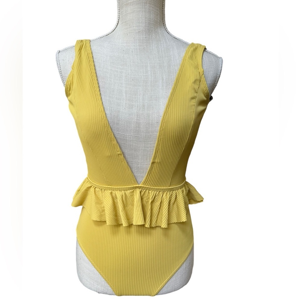 Zaful Women's Yellow One Piece Swim Suite Size: 4 New!‎